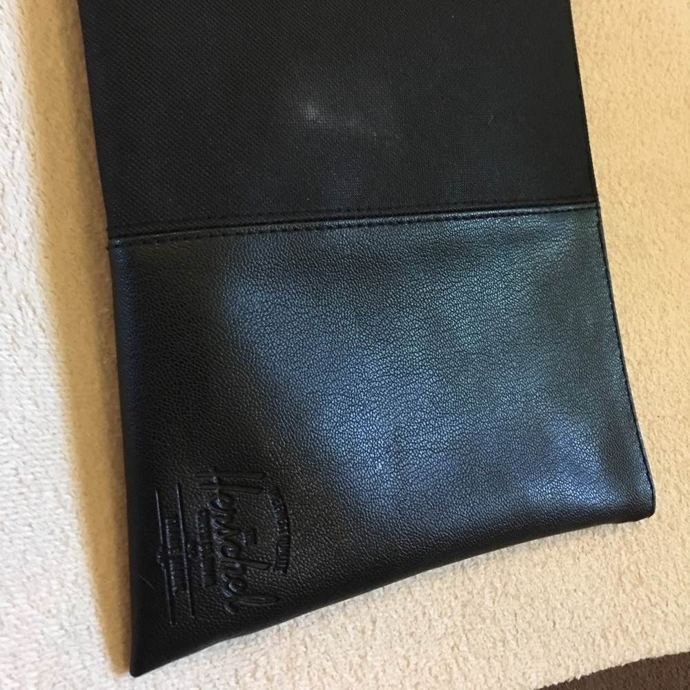❤️sold❤️. New Herschel travel bag